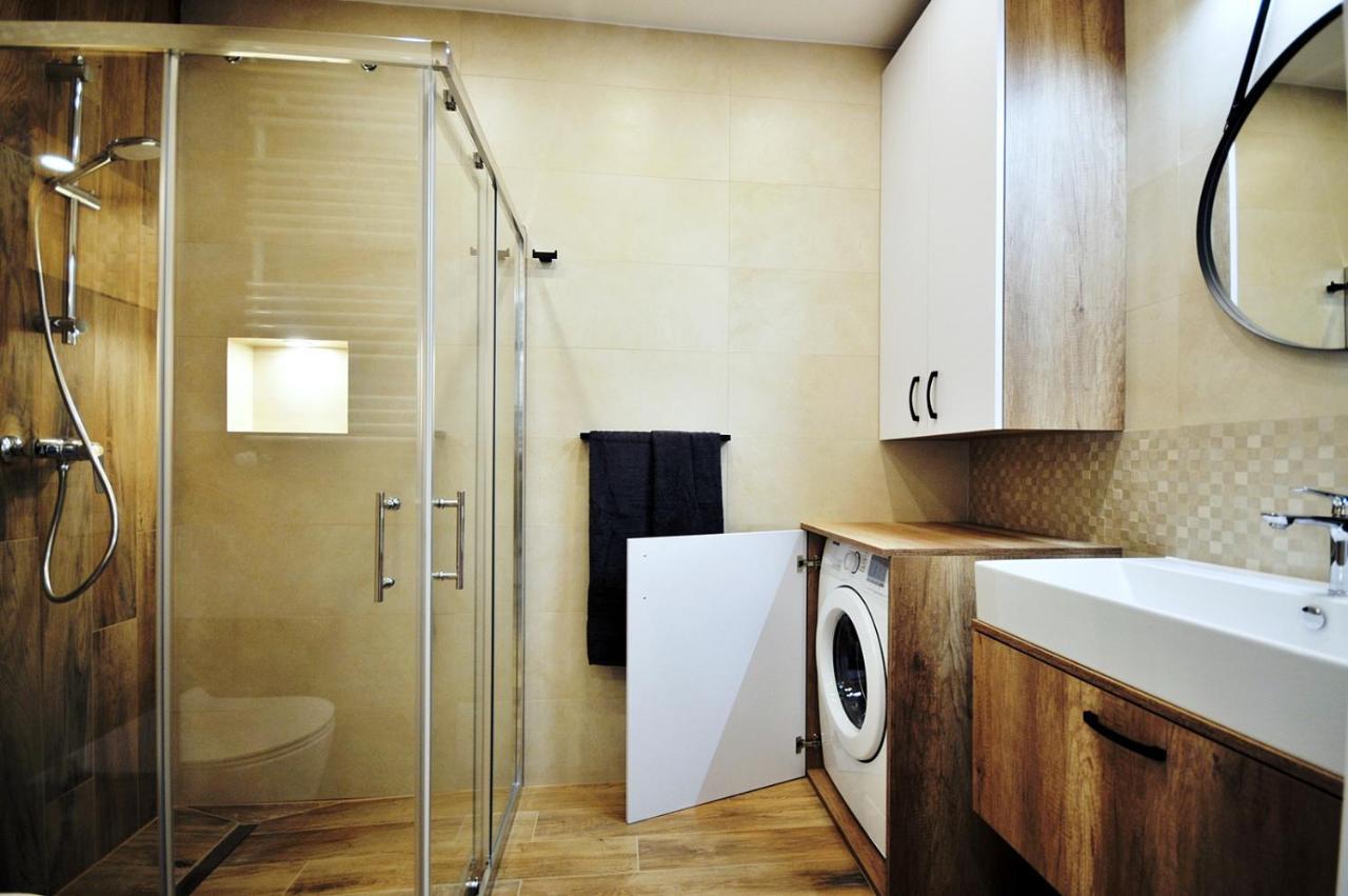 Apartament Za Swierkami 6 Osob , 3 Pokoje Kolobrzeg Luaran gambar