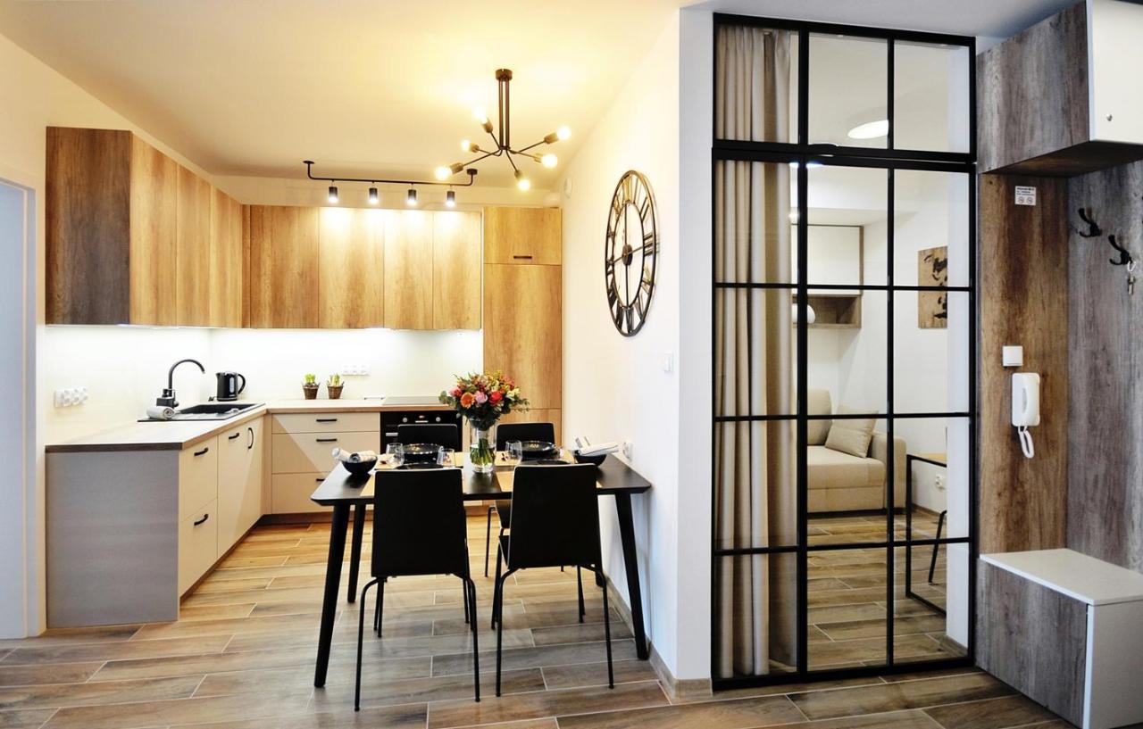 Apartament Za Swierkami 6 Osob , 3 Pokoje Kolobrzeg Luaran gambar